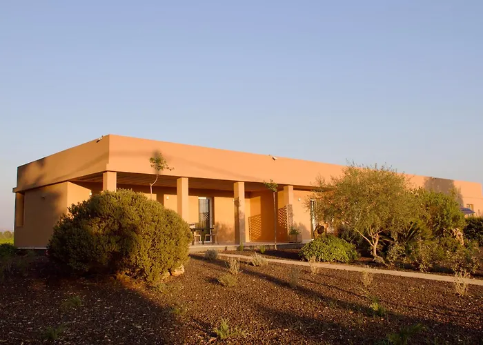 Maris Apartments - Holiday Homes