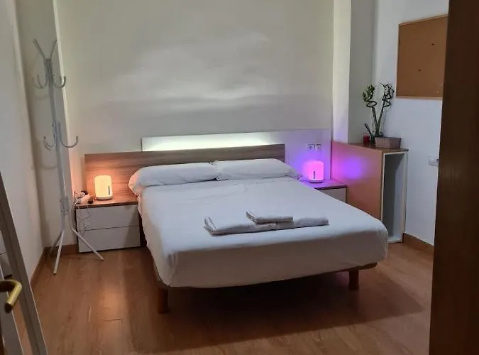 Habitación con baño privado- En casa familiar Beatriz