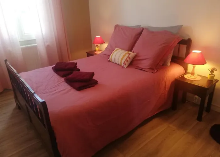 L'Opaline, Jolie Maison avec Jardin 6 pers,10km Honfleur, linge et internet inclus