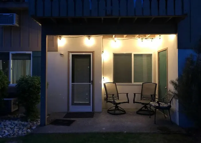Walk To Downtown Leavenworth, Coaster, Festivities, Oktoberfest, Christmas Lights, Maifest