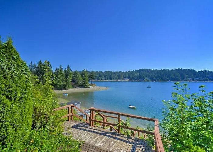 Waterfront Gig Harbor Home W/ Furnished Deck