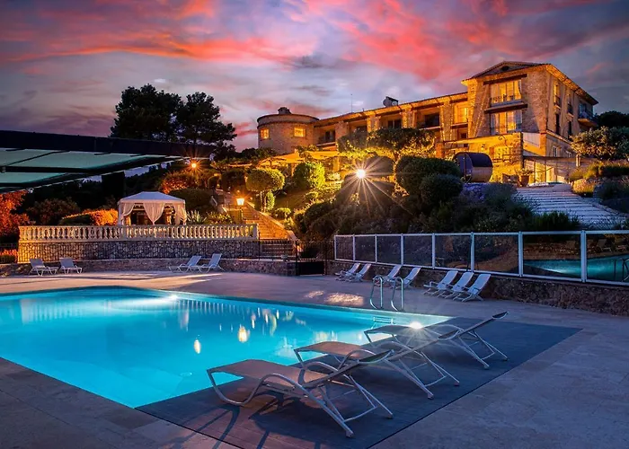  La Bastide De Tourtour &Spa