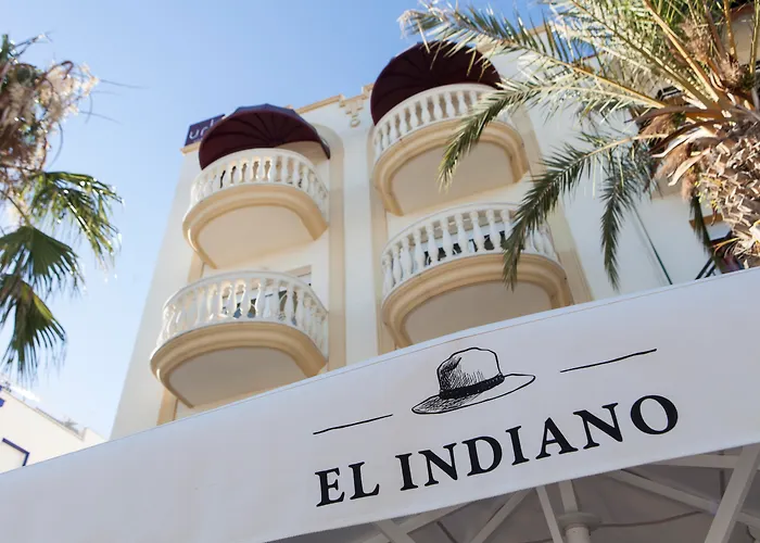 Pet Friendly hotel: Urh Sitges Playa