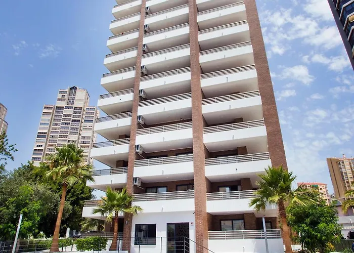 Hotel cerca del colegio: Apartamentos Maryciel By Mc