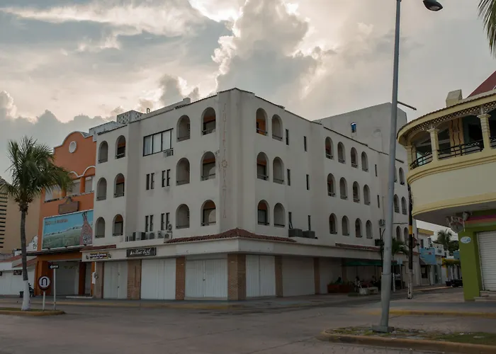 Resort: Suites Bahia