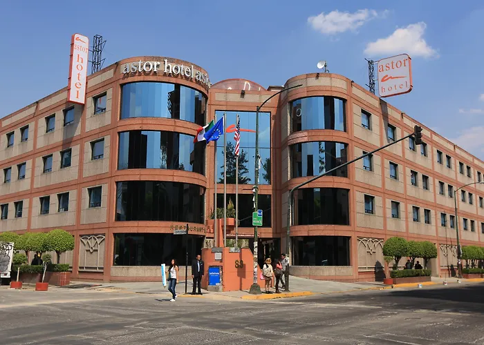 Central hotel: Hotel Astor
