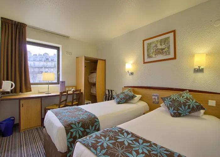  HOTEL Paris 17 Batignolles