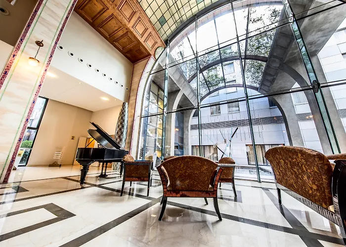 Hotel with pool: Continental Hotel Budapest