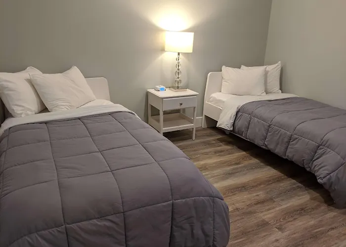 3 star hotel: Best Western Premier Ashton Suites - Willowbrook