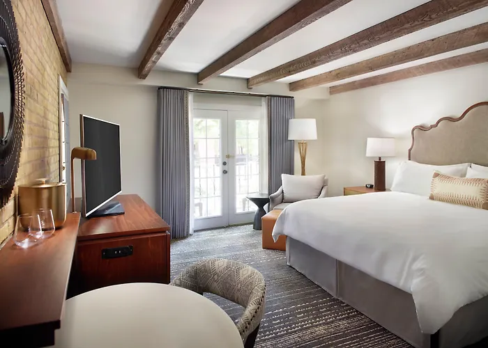 Omni La Mansion del Rio