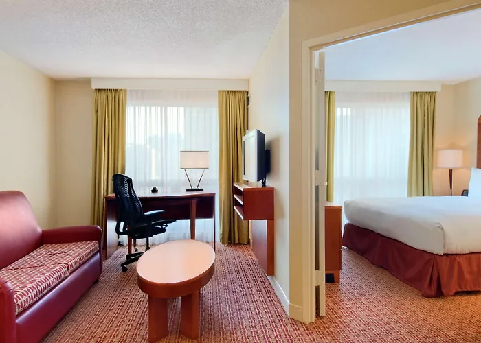 Hilton Chicago Magnificent Mile Suites