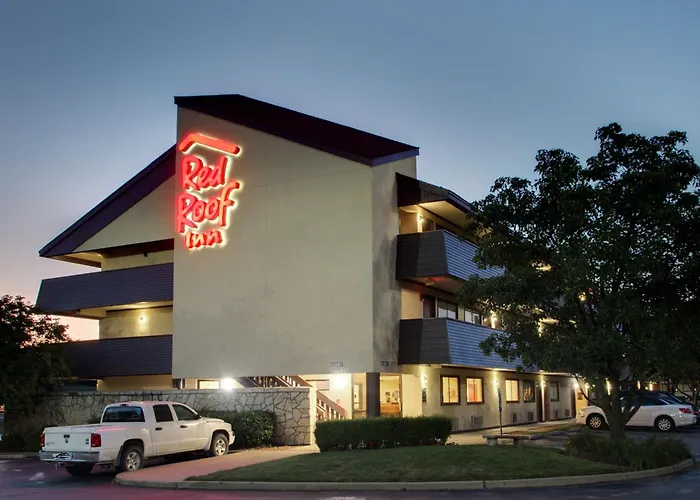 Family Hotel: Red Roof Inn St Louis - Westport - Maryland Heights