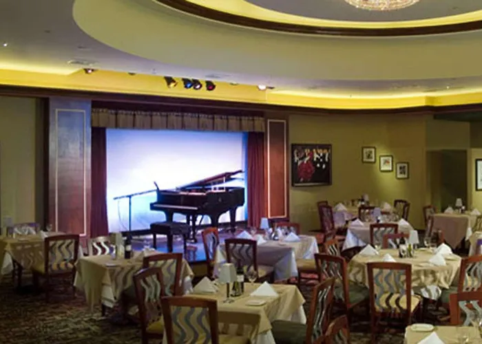 Hilton Garden Inn /Staten Island