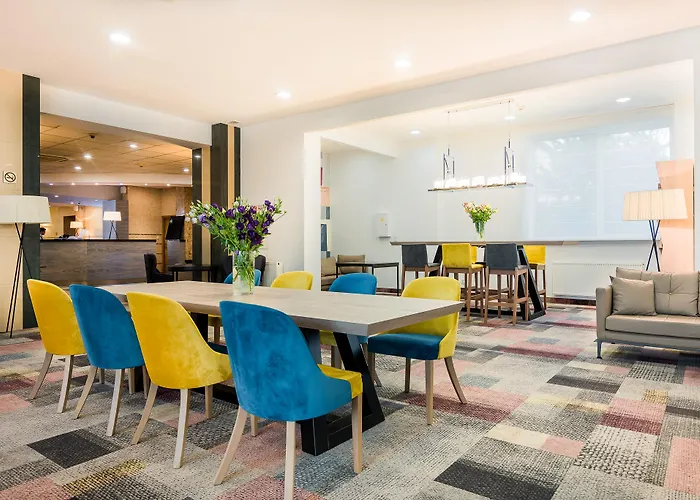 Sangate Hotel Airport