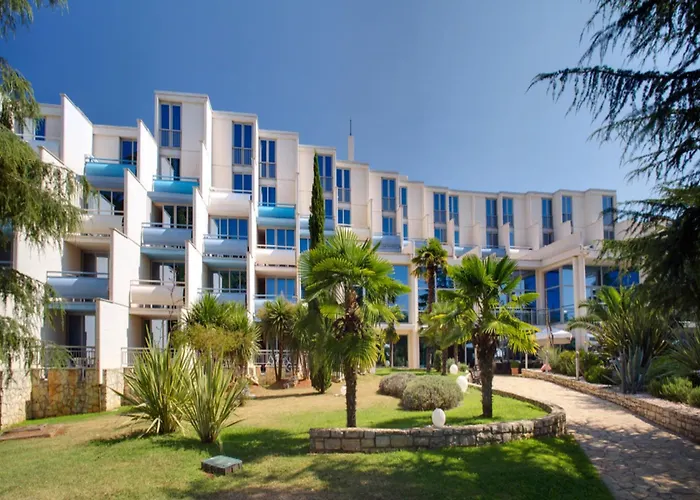Valamar Crystal