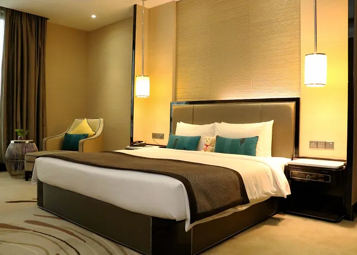 In Luxury hotels Pacific Regency Suites
