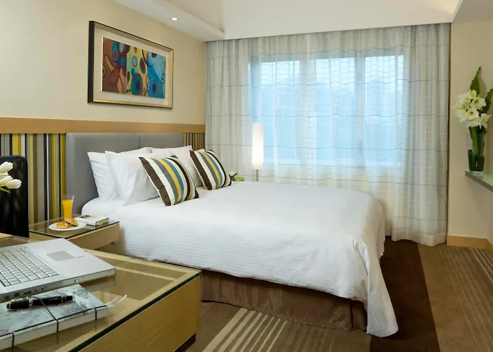 Hotel with Tennis: The Cityview - Chinese Ymca Of Hong Kong