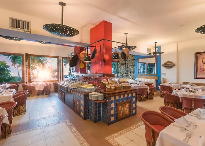 Resort: Decameron Cartagena