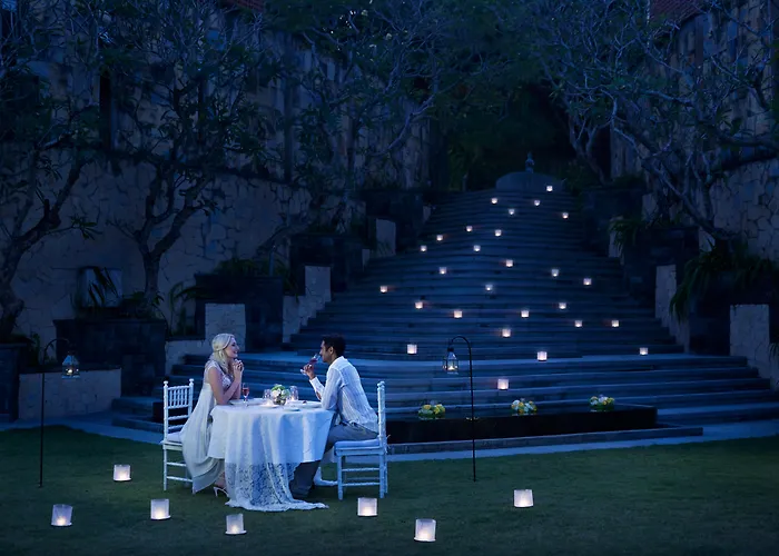 Romantic hotels Kamandalu Ubud