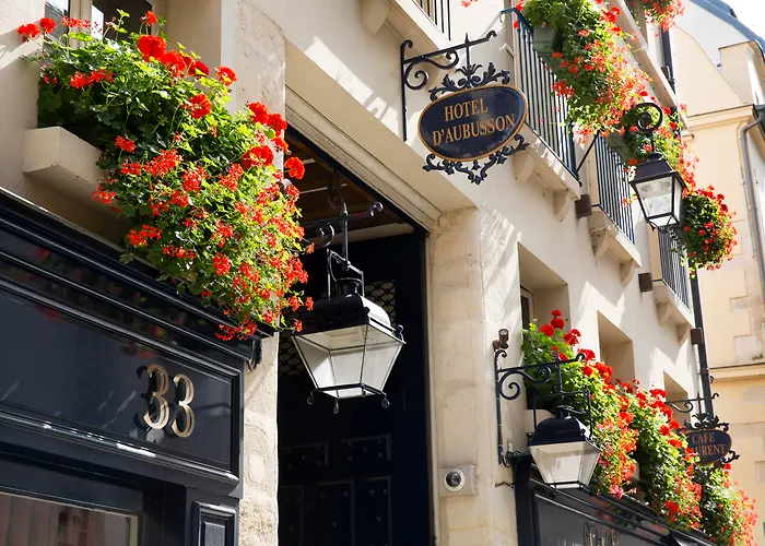 Hotel com piscina: Hôtel D'Aubusson