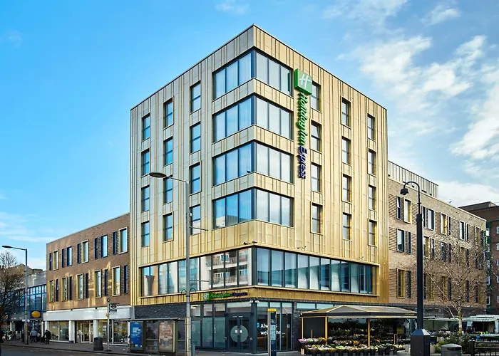 Holiday Inn Express -Ealing By Ihg