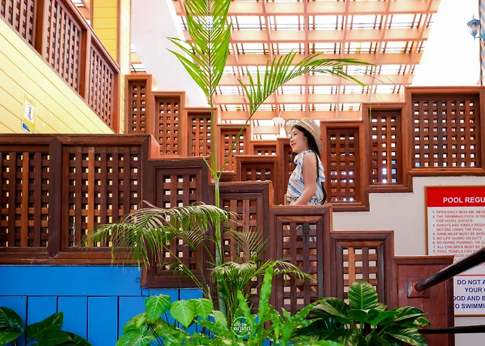 Days Inn By Wyndham Patong Beach