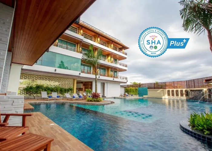 Aqua Resort Phuket - Near Beach And Chalong Pier