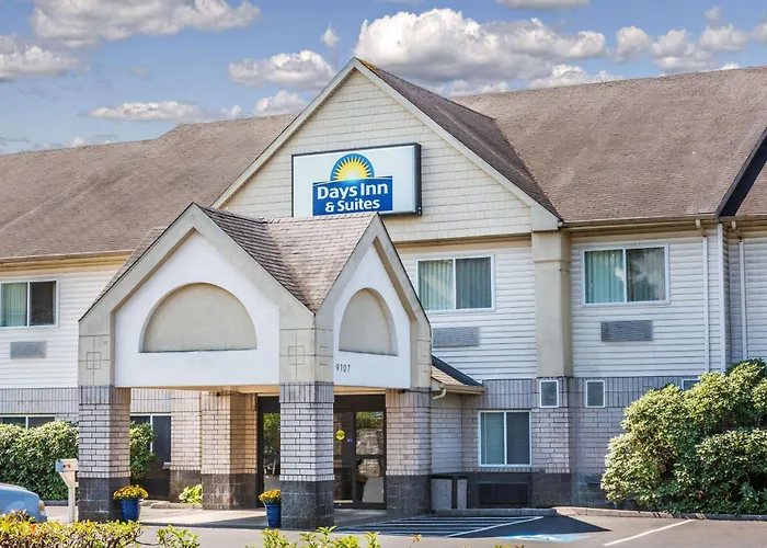Days Inn & Suites By Wyndham Vancouver