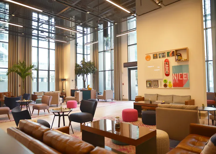 Hotel: Rove Dubai Marina