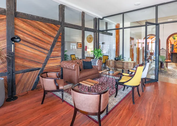 Cheap hotel: Socialtel Cuenca