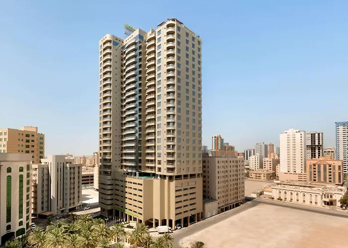 Beach hotel: Wyndham Garden Manama