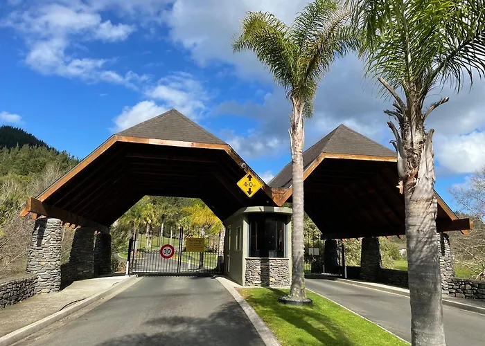 Pauanui Lakes - Golf Resort