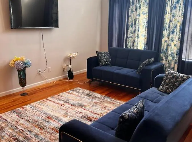 Springview Homes 12Mins From Ewr & 3 Mins From University Hospital