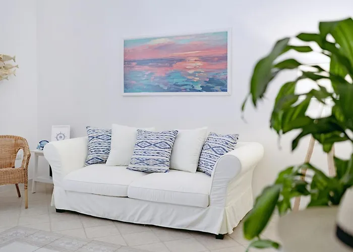Aqua Holiday Apartments