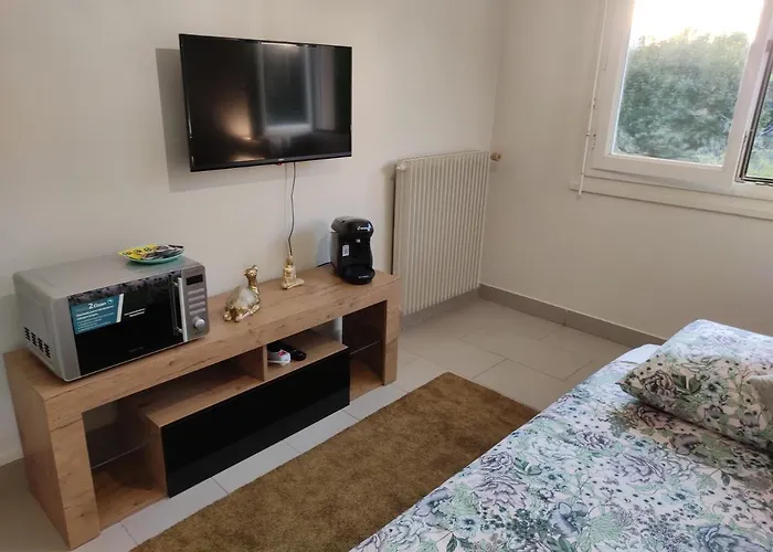 36 Dajot Studio Apartment - 25