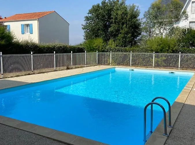 T2 En Residence Avec Piscine Proche Ile Madame Et Ocean