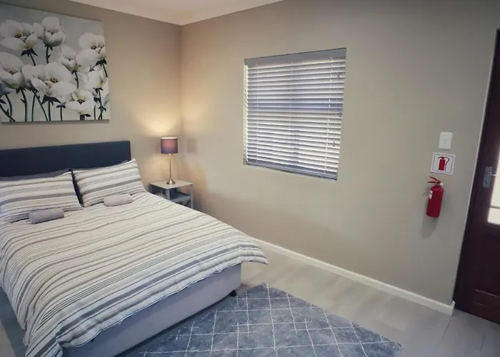 Guest Suite, Lorraine Port Elizabeth