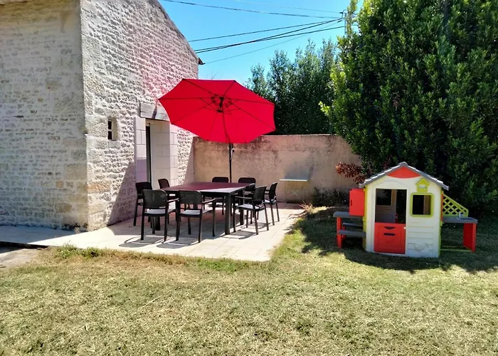 Le gîte de Malécot Gîte familial de 5 personnes