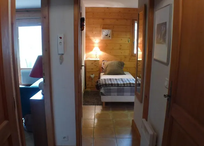 Appartement Calme A Samoens Avec Wifi Et Parking - Fr-1-629-110