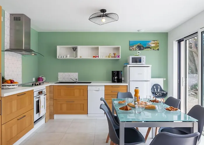 Holiday Home Palet Breton By Interhome