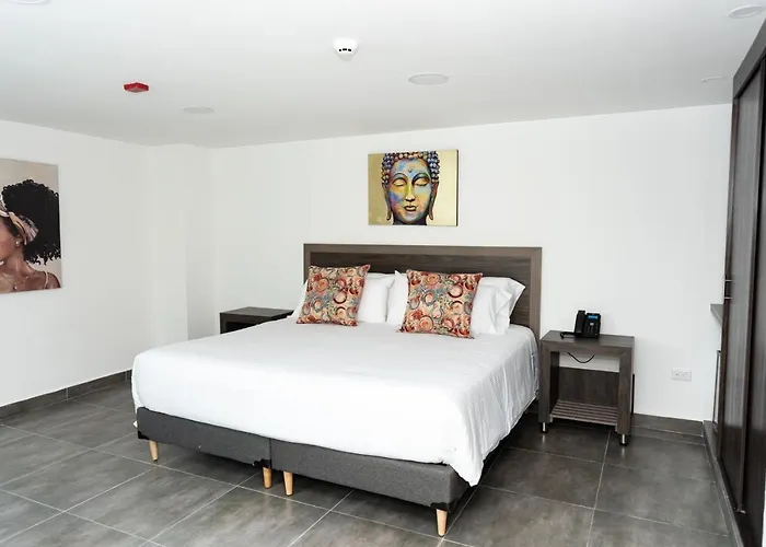 Hotel de 3 estrellas: Hotel Qatar Cali