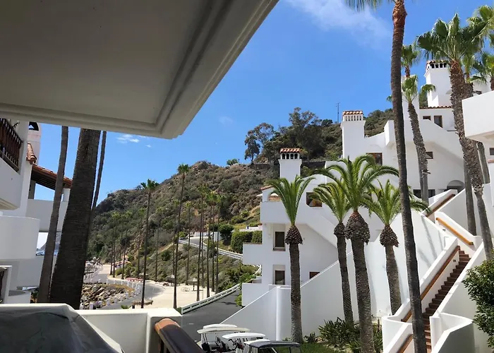 Modern Hamilton Cove Villa W/Golf Cart