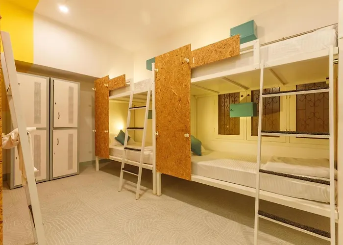 Locul Midtown-Indiranagar