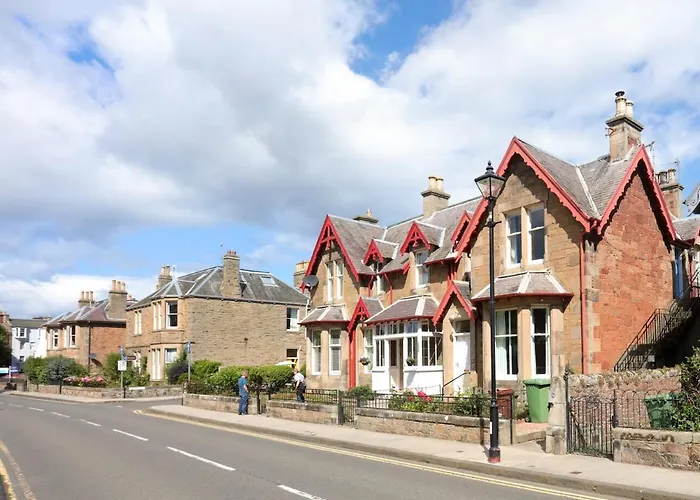 East Road Apartment