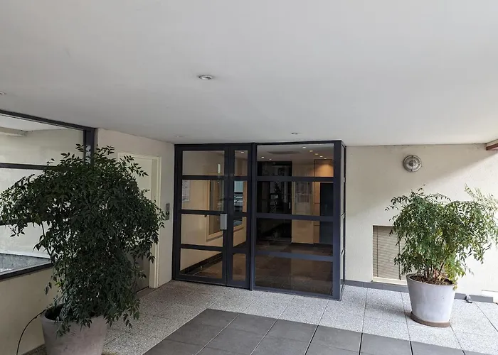 Appartement lumineux Seine, île St-Germain, proche Porte de Versailles et la Défense