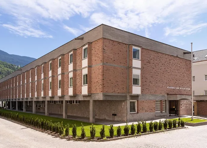  Cusanus Akademie - Accademia Cusanus