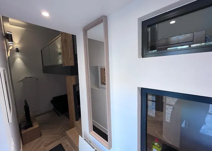 Appartement T3 proche mairie, château, et gare