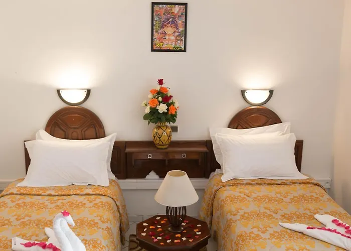 Hotel pres du College: Hotel Sindibad
