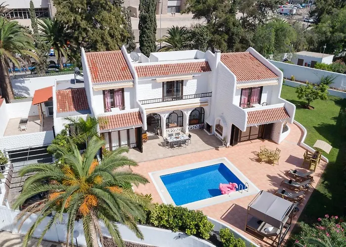 Karat Villa Atlantida