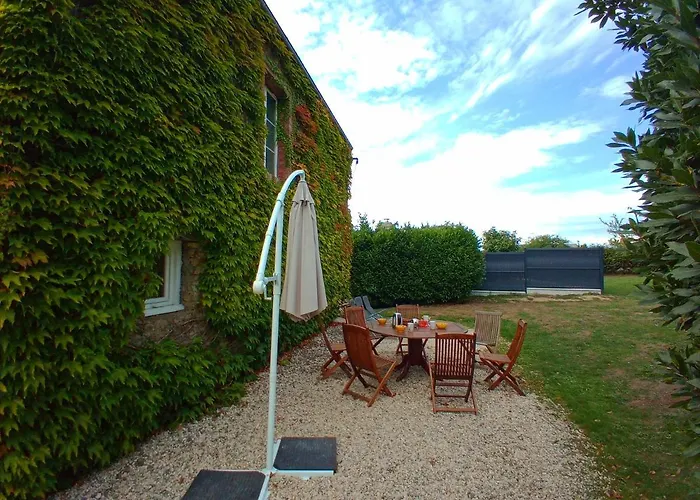 DOMAINE DES TISSEYS vue sur le Mont St Michel